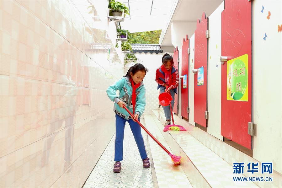 （新華全媒頭條·圖文互動）（7）上下同心再出發——習近平總書記同出席2019年全國兩會人大代表、政協委員共商國是紀實